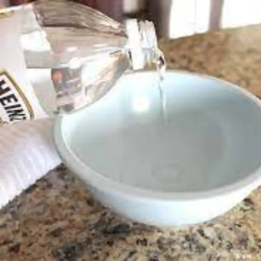 white vinegar and water mix